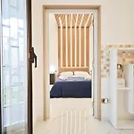 Nicolai Lounge Loft * باري