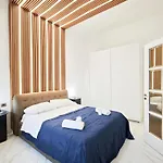 Nicolai Lounge Loft * باري