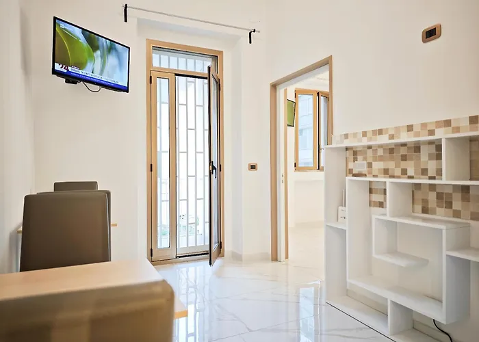 Nicolai Lounge Loft * Bari