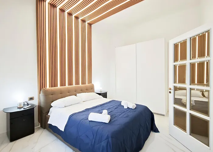 Nicolai Lounge Loft * バーリ